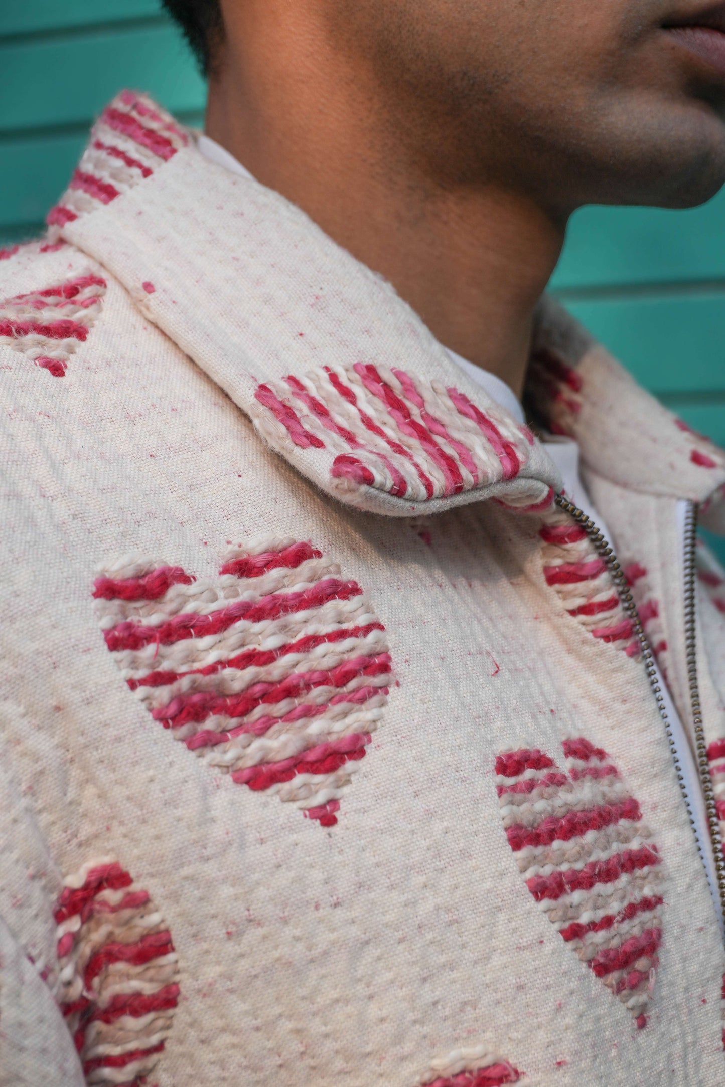 Close-up of the woven heart jacquard, Pink and red cotton jacquard men's jacket