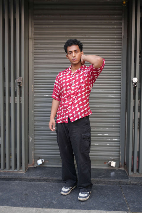 Red printed viscose shirt for men, full-length view