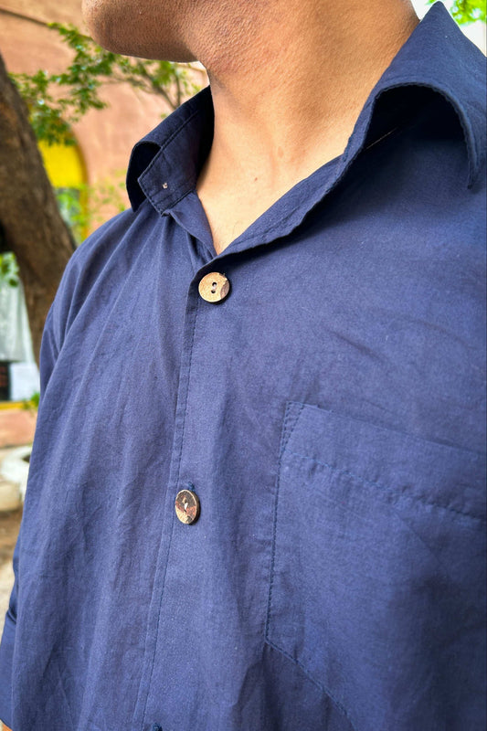 Close-up of the collar and coconut shell buttons, Midnight blue pure cotton men's shirt
