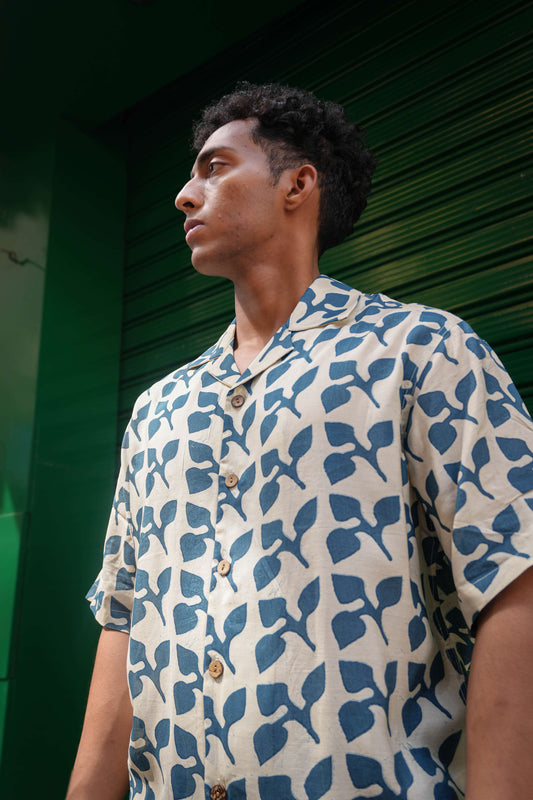 Indigo blue printed viscose shirt for men, side view